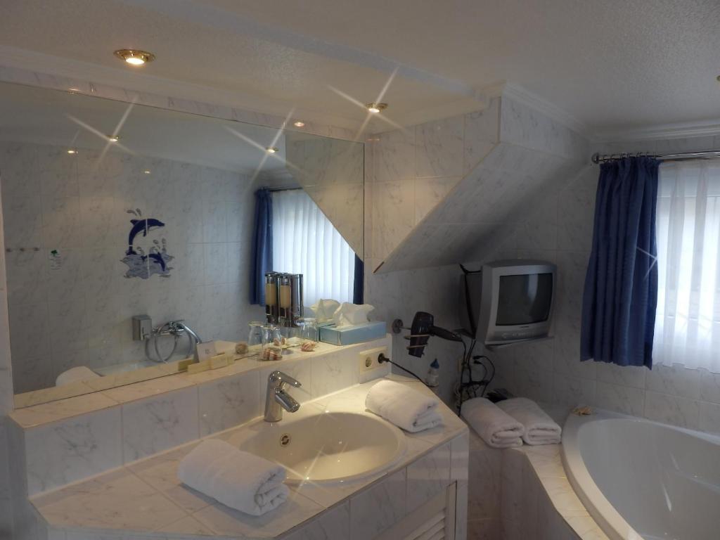 Hotelschiff Perle BRE Cameră foto